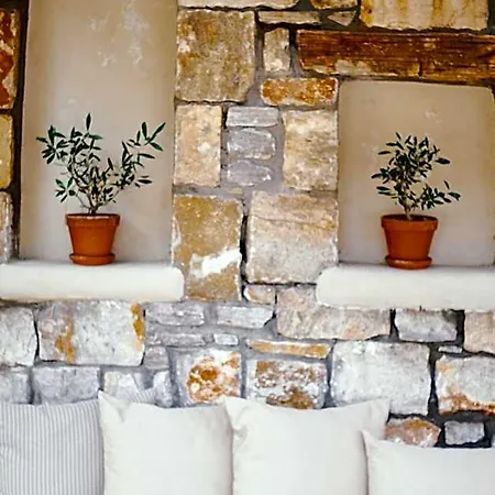 Meli Suites, Thassos מלון